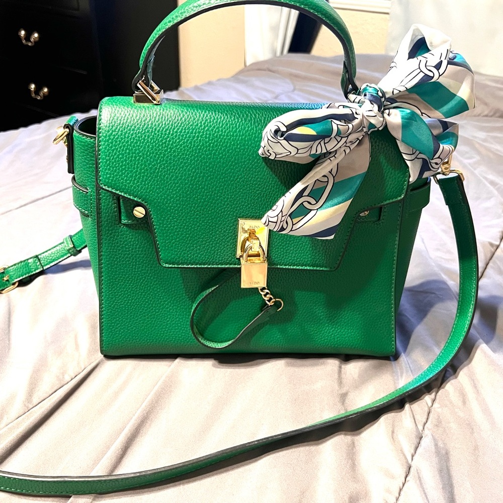 Aldo brand women’s bag, green color medium size